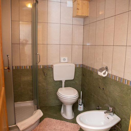 Guest House Ema Црни-Луг Экстерьер фото